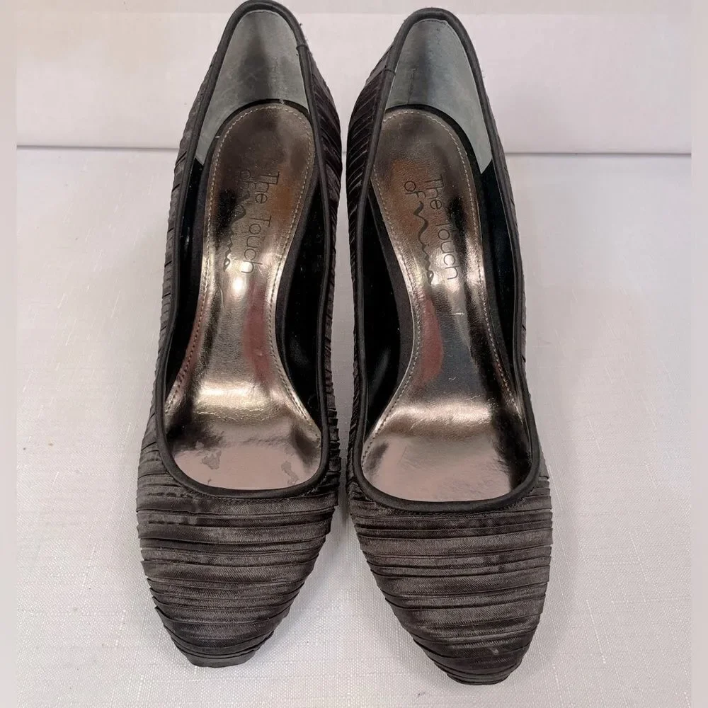 THE TOUCH OF NINA BLACK SATIN 3.5” HEEL SIZE 6.5